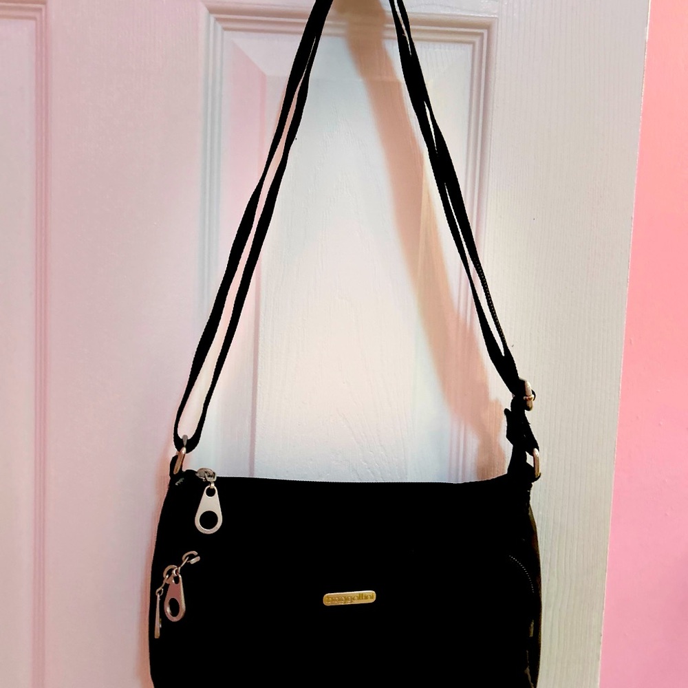 COLE HAAN Black Crossbody
